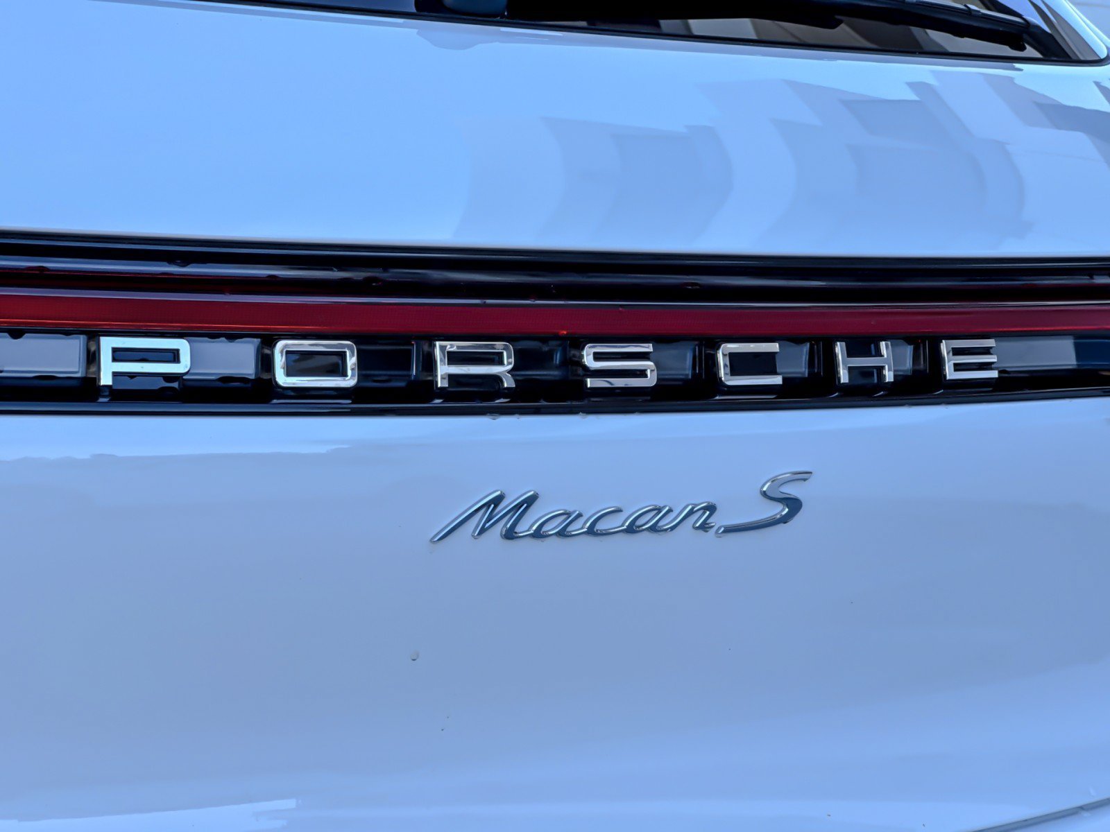 New 2026 White Porsche S image 27