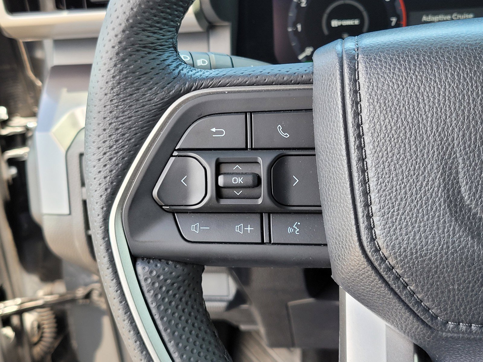 Certified Used 2026  Toyota  image 47