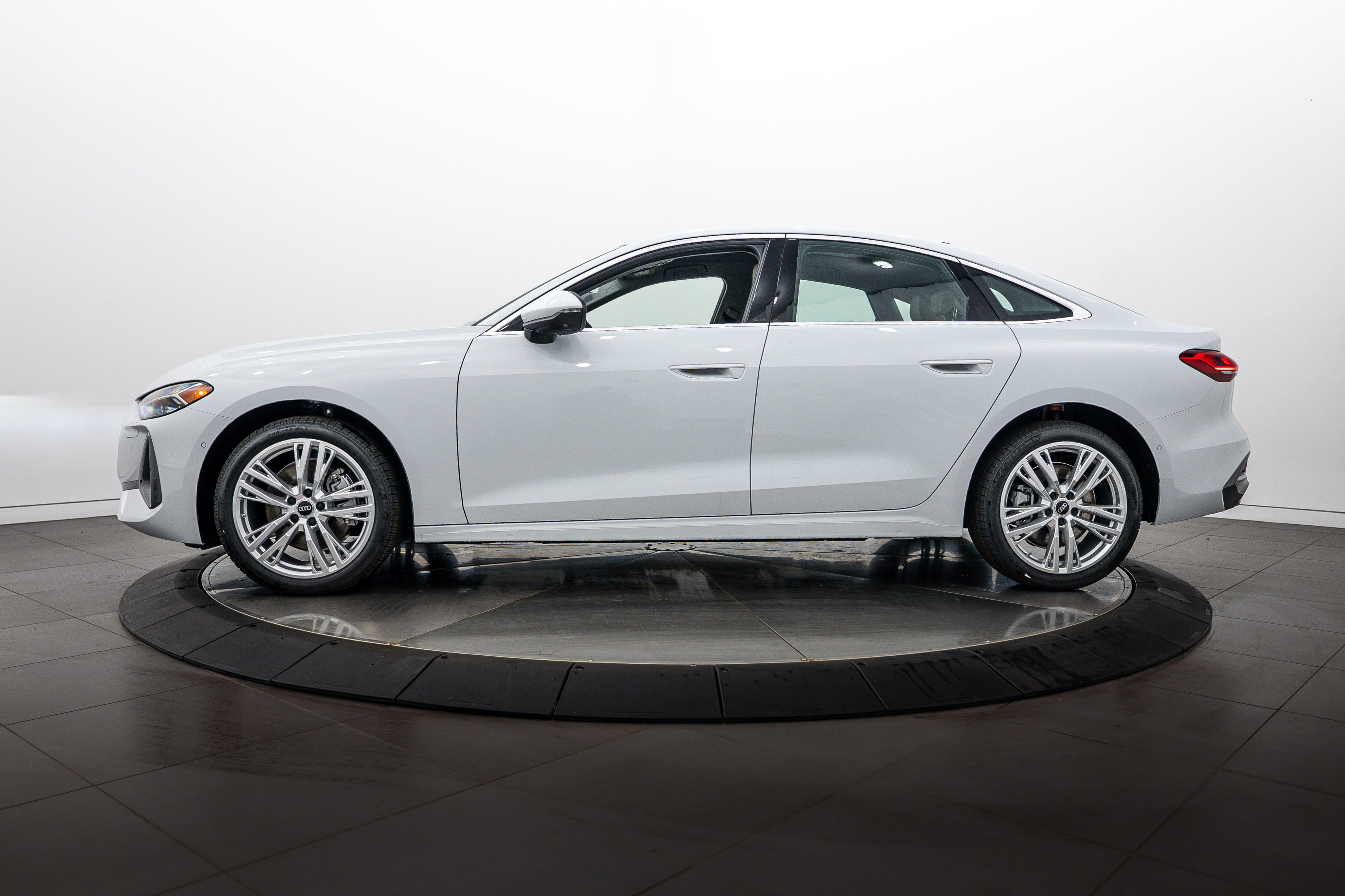 New 2026 Glacier White Audi Prestige image 7