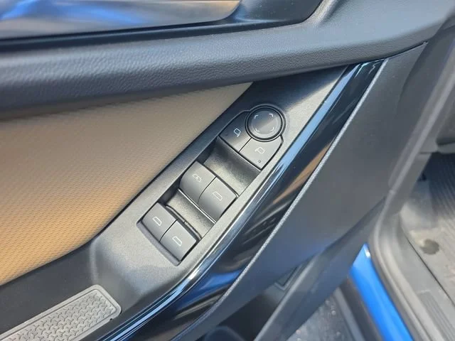 Used 2025 Reef Blue Metallic Chevrolet ACTIV image 13