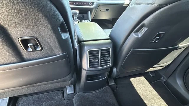 Used 2024 Blue Kia X-Line image 20
