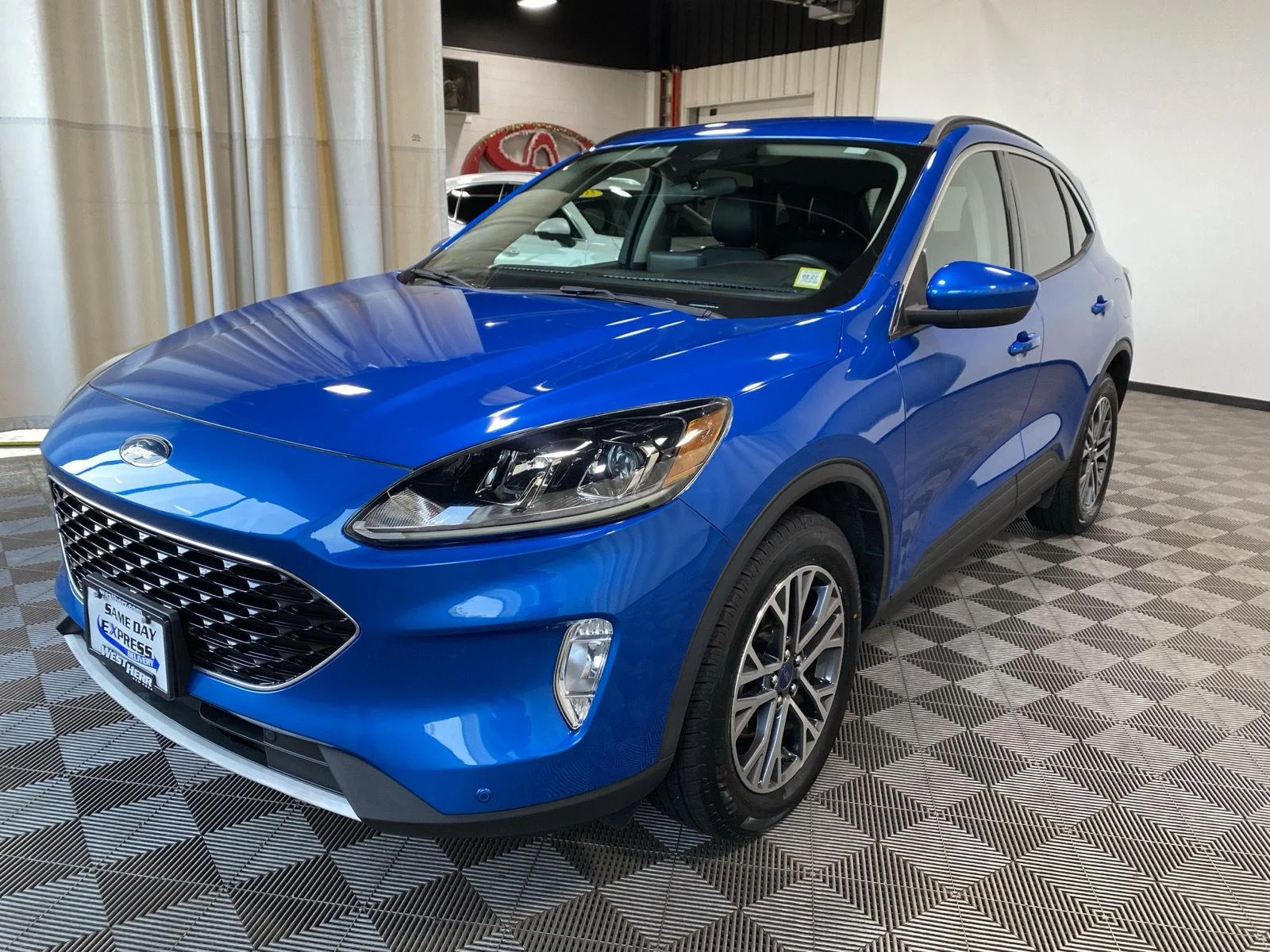 Used 2020 Velocity Blue Ford SEL image 5
