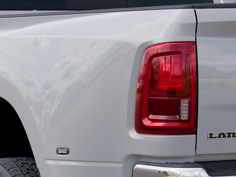 New 2026 Bright White Clear-Coat Exterior Paint RAM LARAMIE image 19