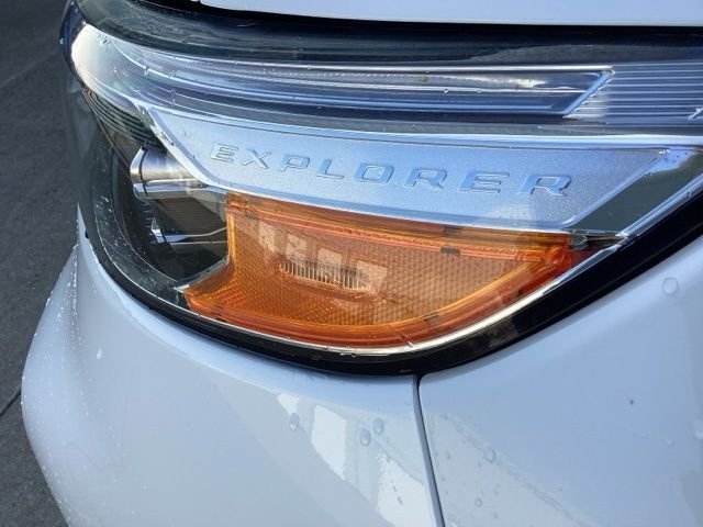 Used 2020 White Ford XLT image 5