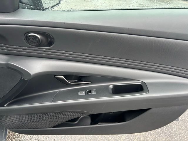 2026 Hyundai Elantra SEL Sport - Photo 9