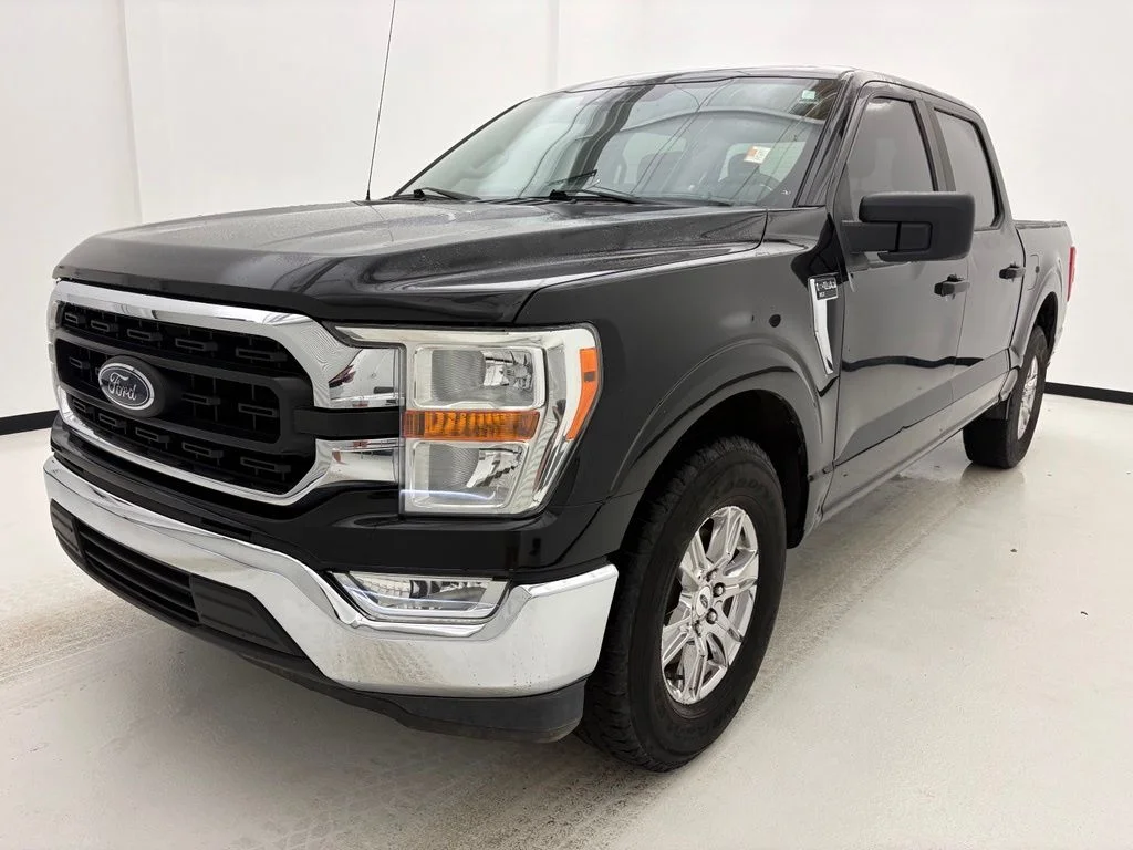 Used 2021 Black Ford XLT image 15