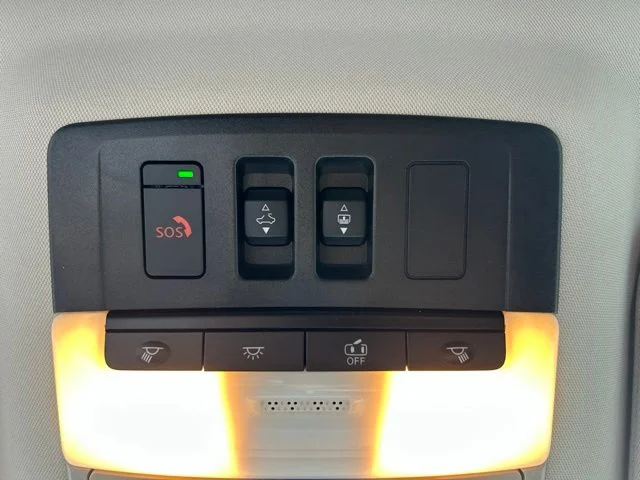 Used 2025 Red Nissan SL image 15