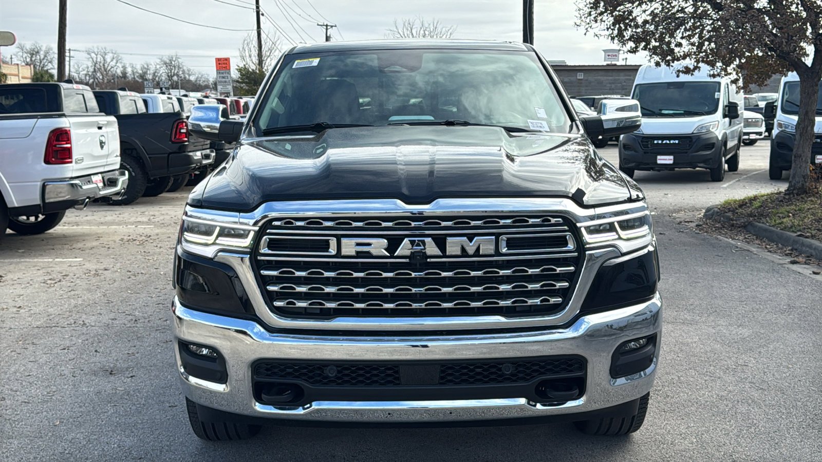 New 2026 Diamond Black Crystal Pearl-Coat Exterior Paint RAM Longhorn image 2