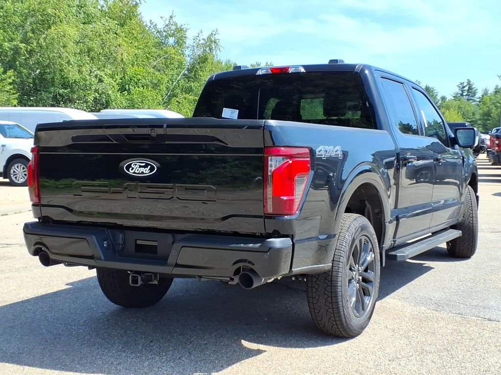 New 2026 Agate Black Metallic Ford XLT image 5