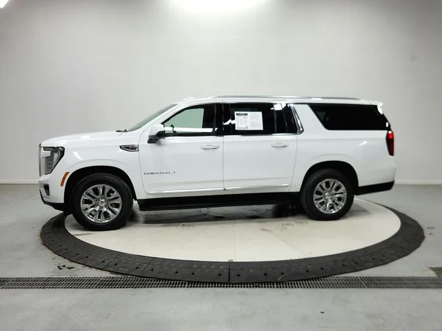 Used 2025 White GMC Denali image 5