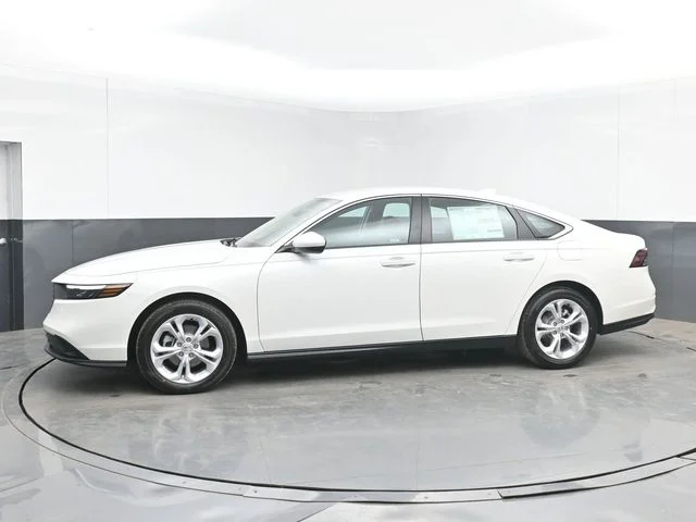 New 2026 Platinum White Pearl Honda LX image 9