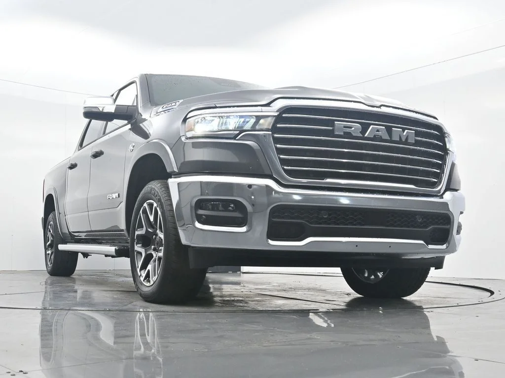 New 2026 Granite Crystal Metallic Clear-Coat Exterior Paint RAM Laramie image 34