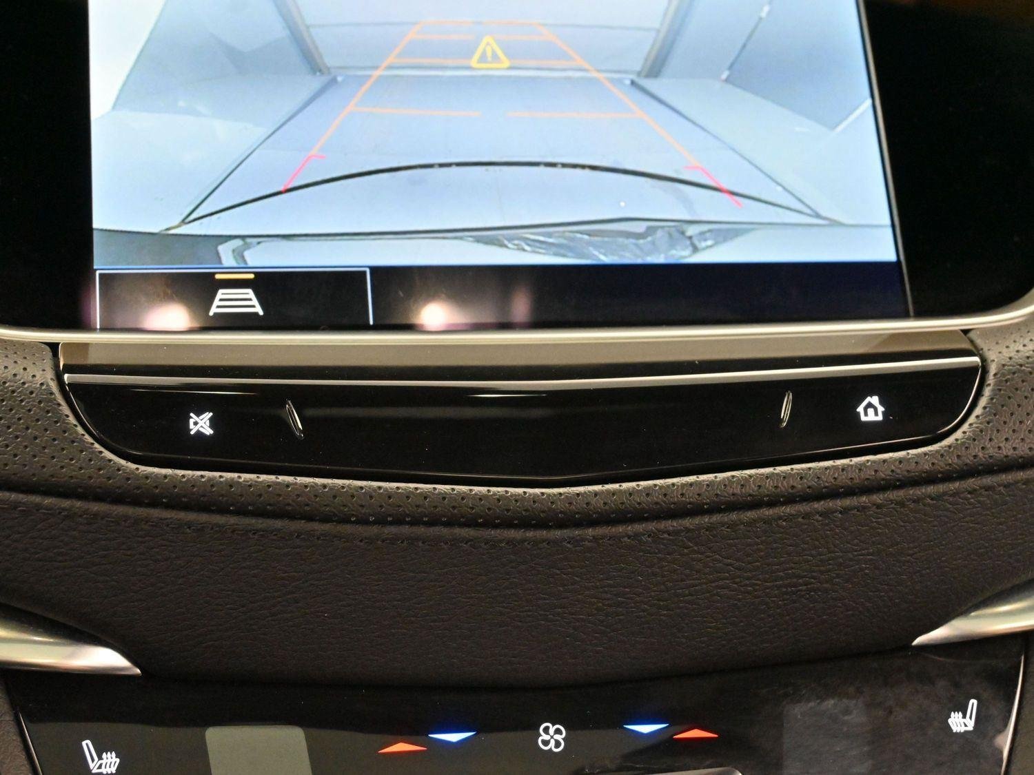 Used 2025 Stellar Black Metallic Cadillac Premium Luxury image 25