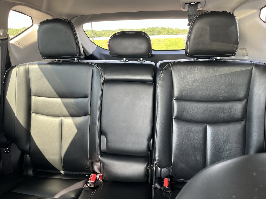 Used 2023 Black Nissan SV image 21