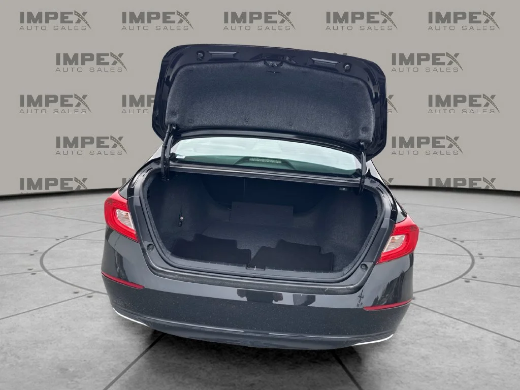 Used 2019  Honda EX image 29