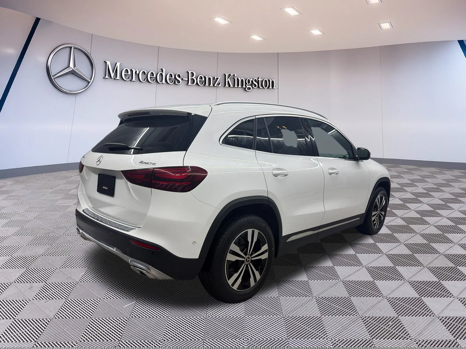 Used 2026 White Mercedes-Benz GLA 250 image 4