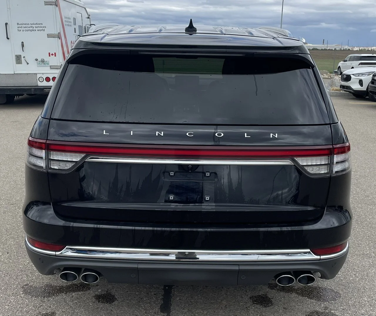 Used 2020 Black Lincoln RESERVE AWD **New Arrival** image 4