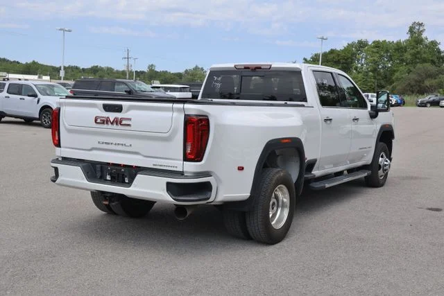 Used 2020 White GMC Denali image 6