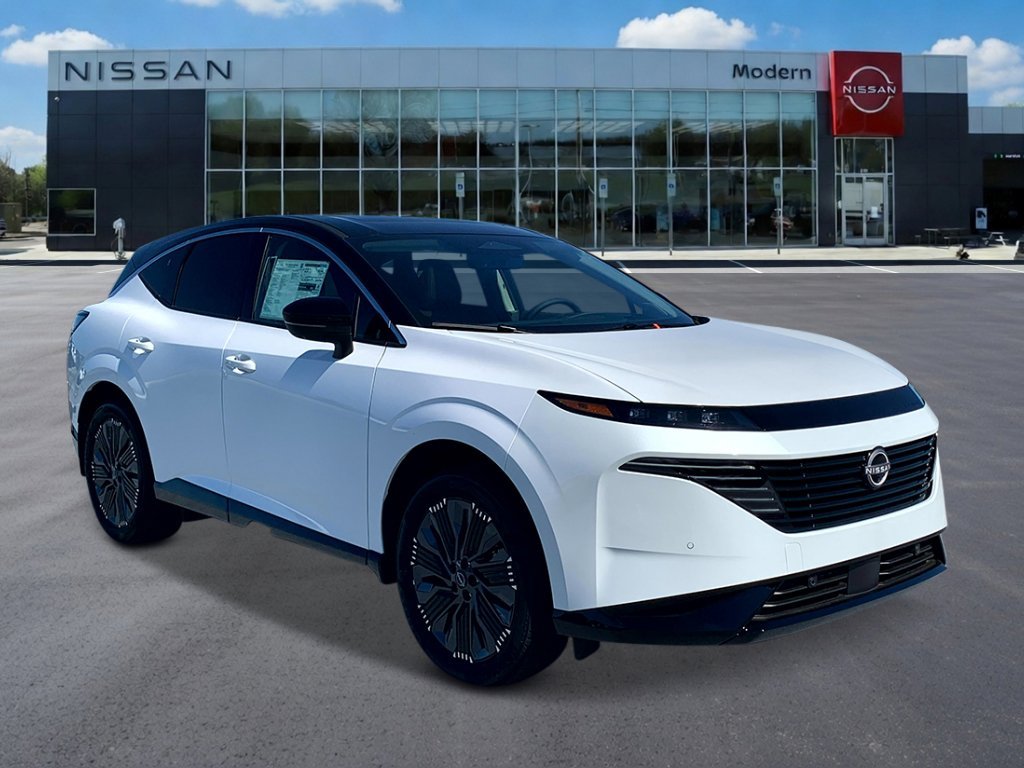 New 2026 Everest White Pearl Tricoat/Super Black Nissan Platinum image 2