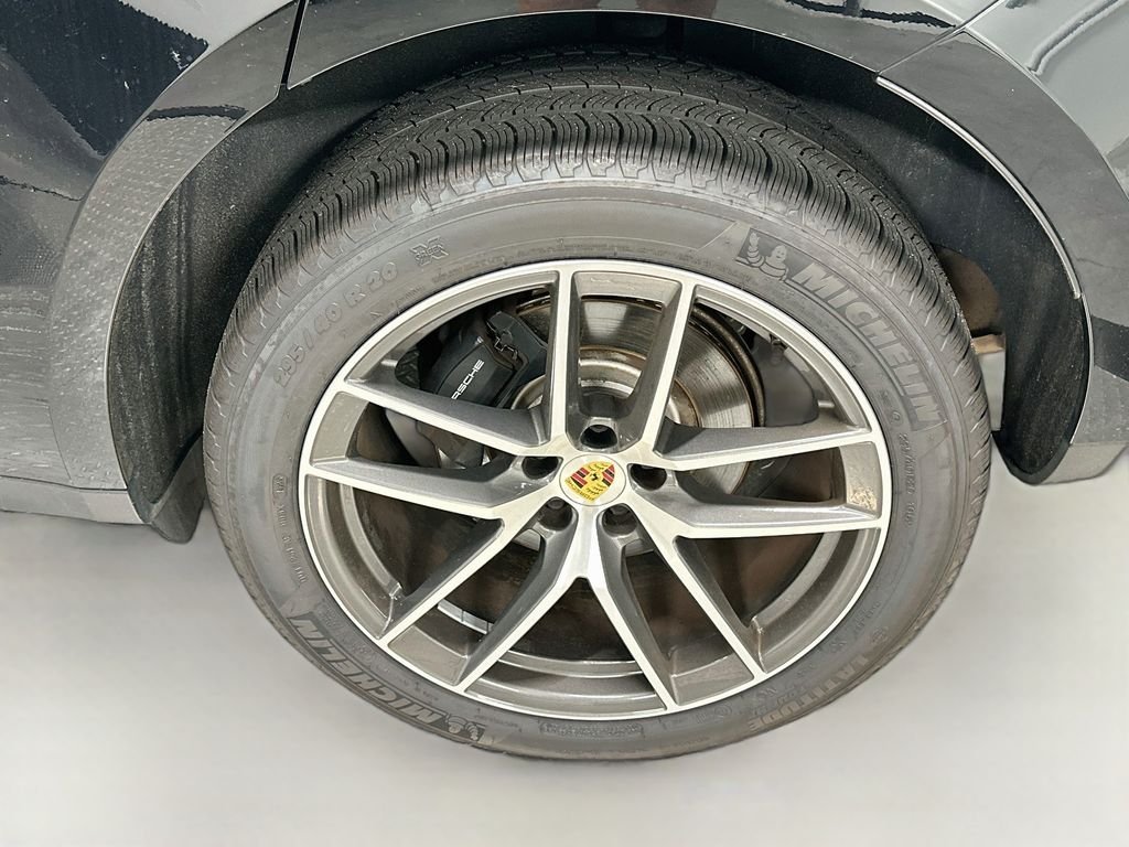 Used 2022 Black Porsche Base image 34