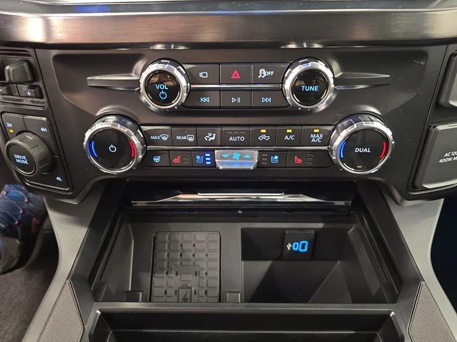 New 2026 Carbonized Gray Metallic Ford F-250® Lariat® image 26