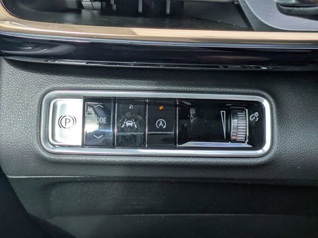 New 2026 Quartz Blue Metallic Buick Avenir image 30