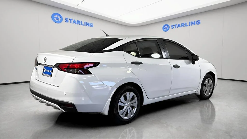 Used 2020 White Nissan S Xtronic CVT image 9