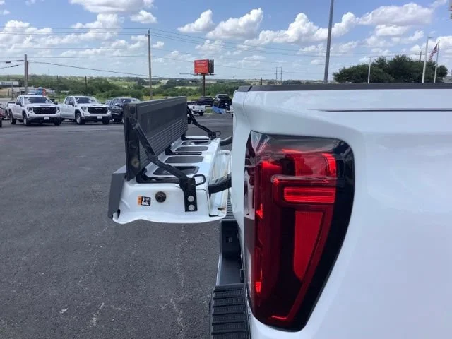 2025 GMC Sierra 1500 SLE - Photo 10