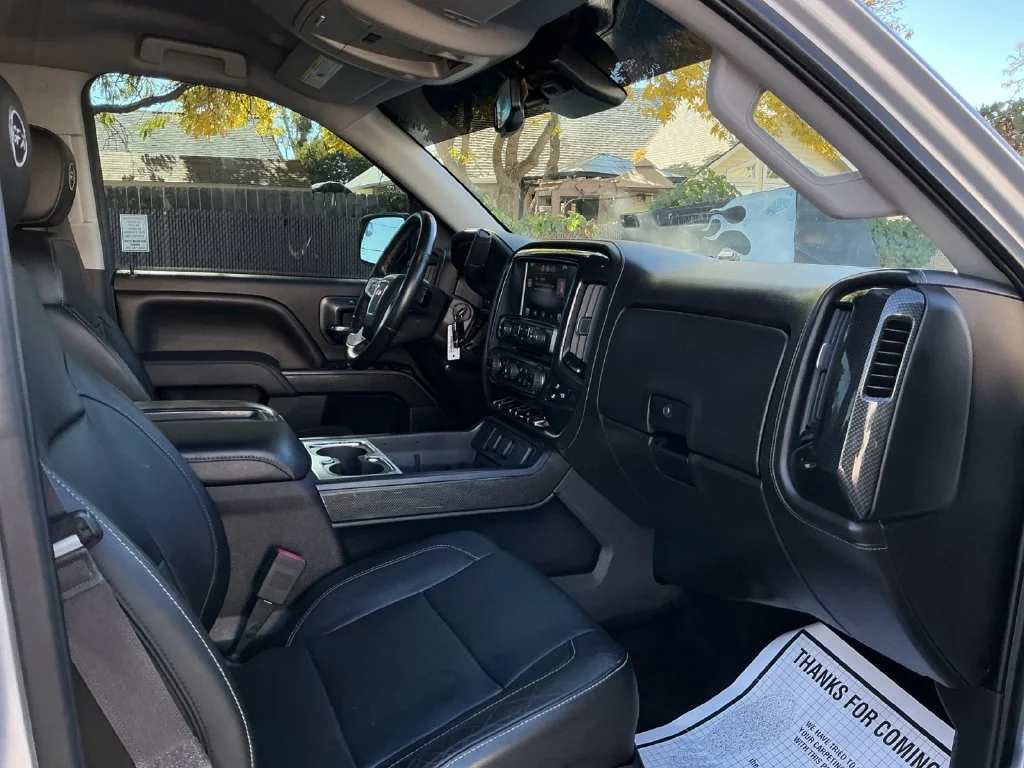 Used 2014 Silver GMC SLT image 25