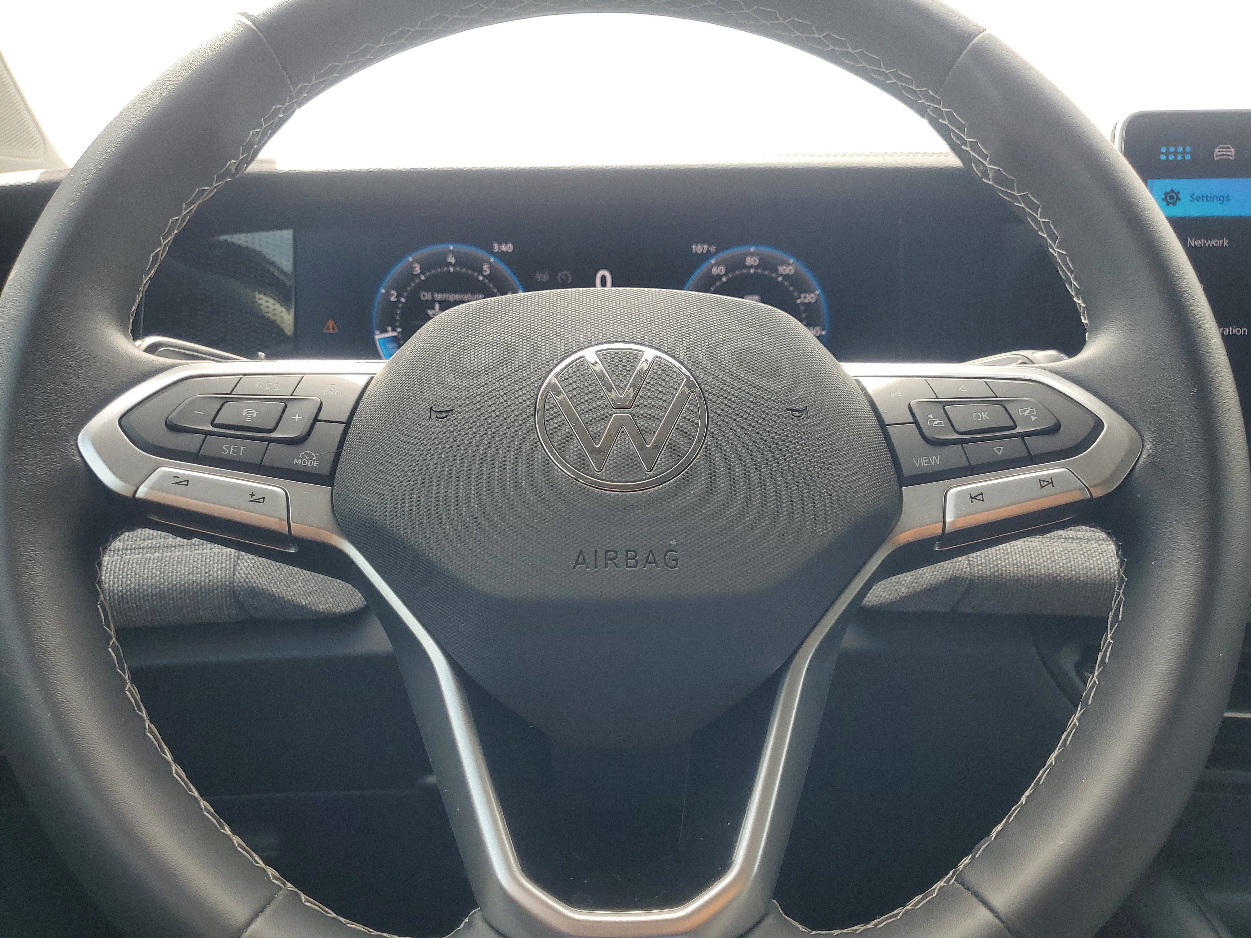 Used 2025 Platinum Gray Metallic Volkswagen S image 19