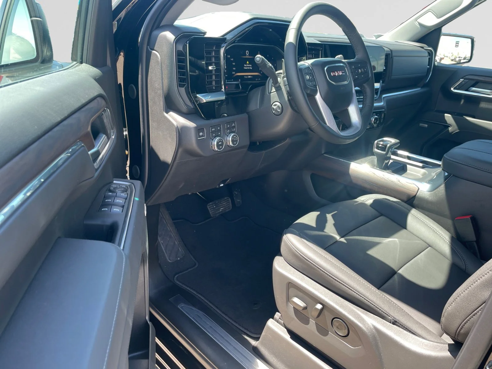 New 2026 Onyx Black GMC SLT image 13
