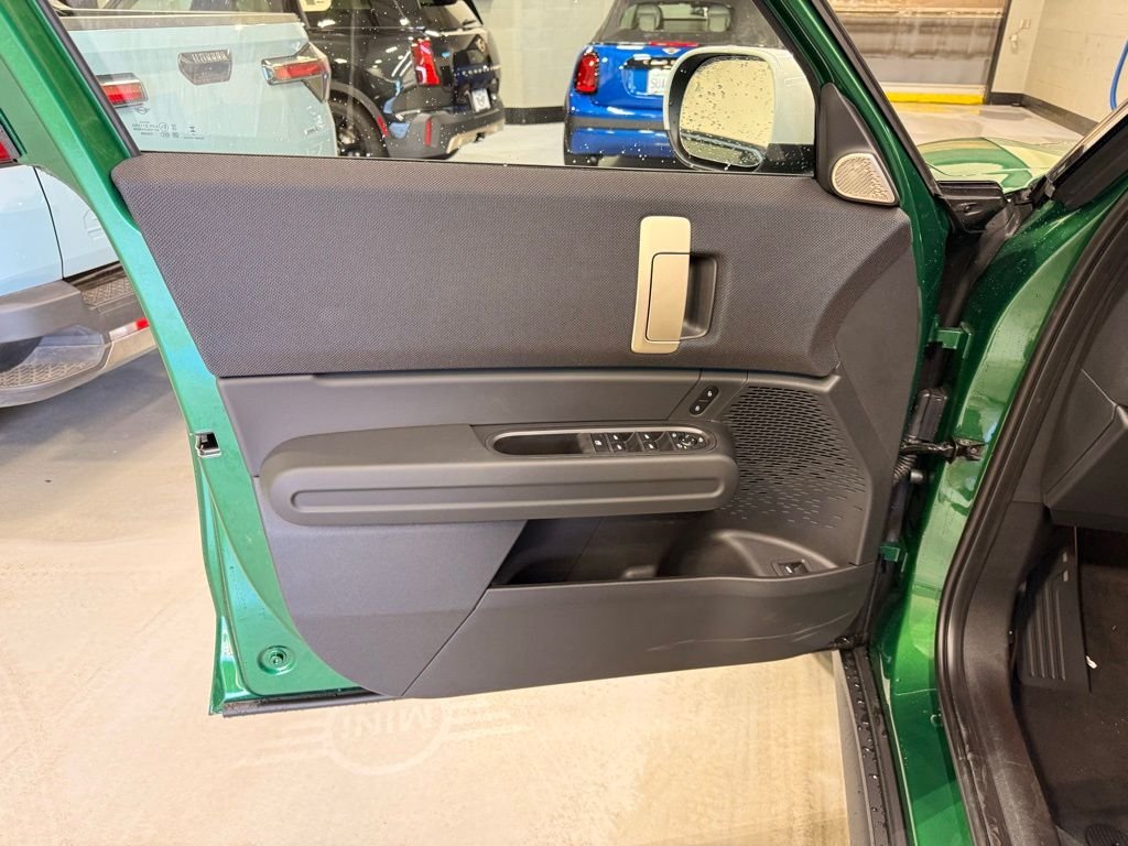 Used 2026 British Racing Green IV Met MINI  image 10