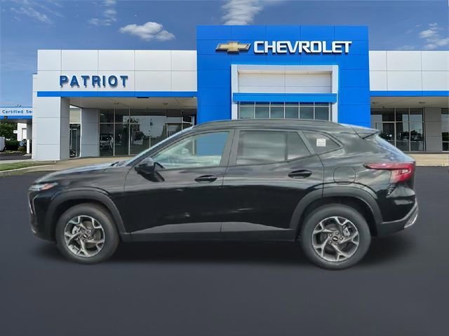 2026 Chevrolet Trax LT - Photo 7