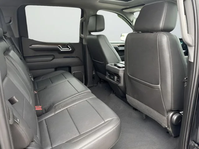 Used 2022 Black Chevrolet RST image 25