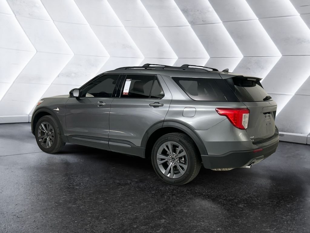 Used 2022 Gray Ford XLT image 6