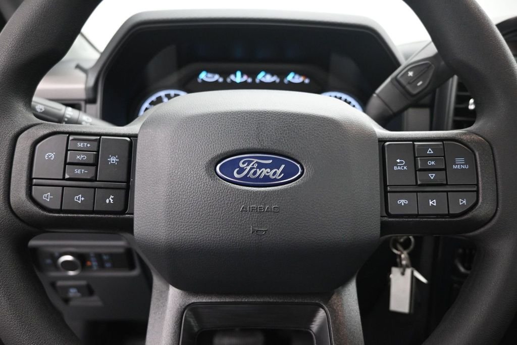 New 2026 Oxford White Ford XL image 10