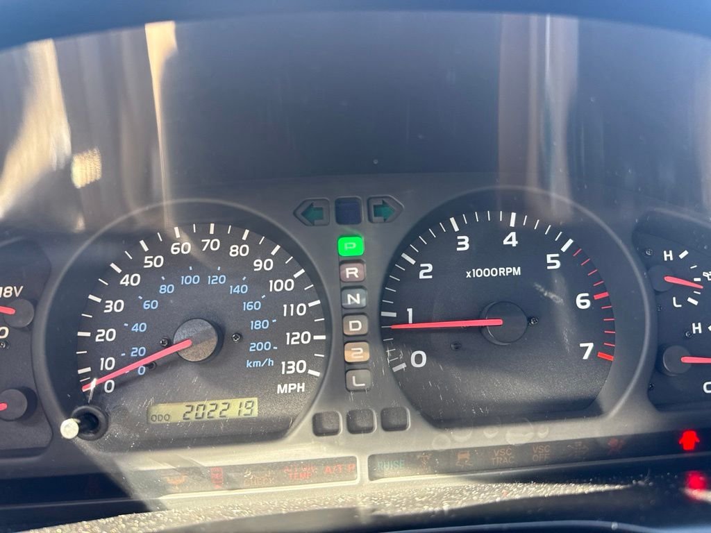 Used 2000 Black Toyota Base image 13