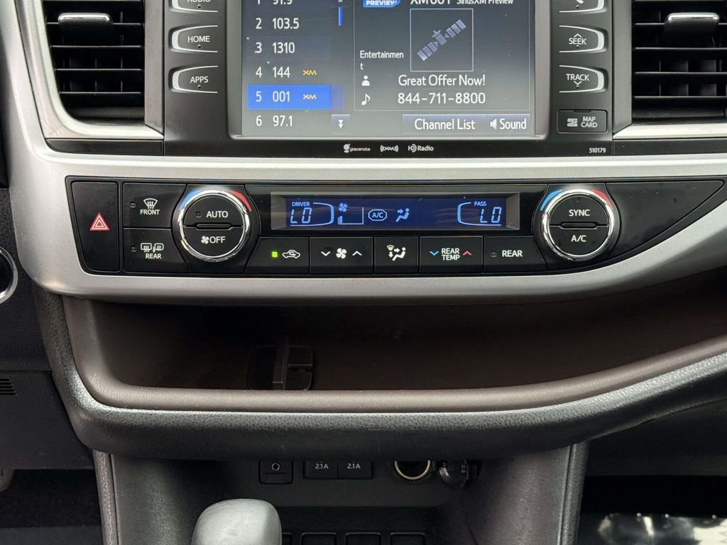 Used 2017 Black Toyota XLE image 21