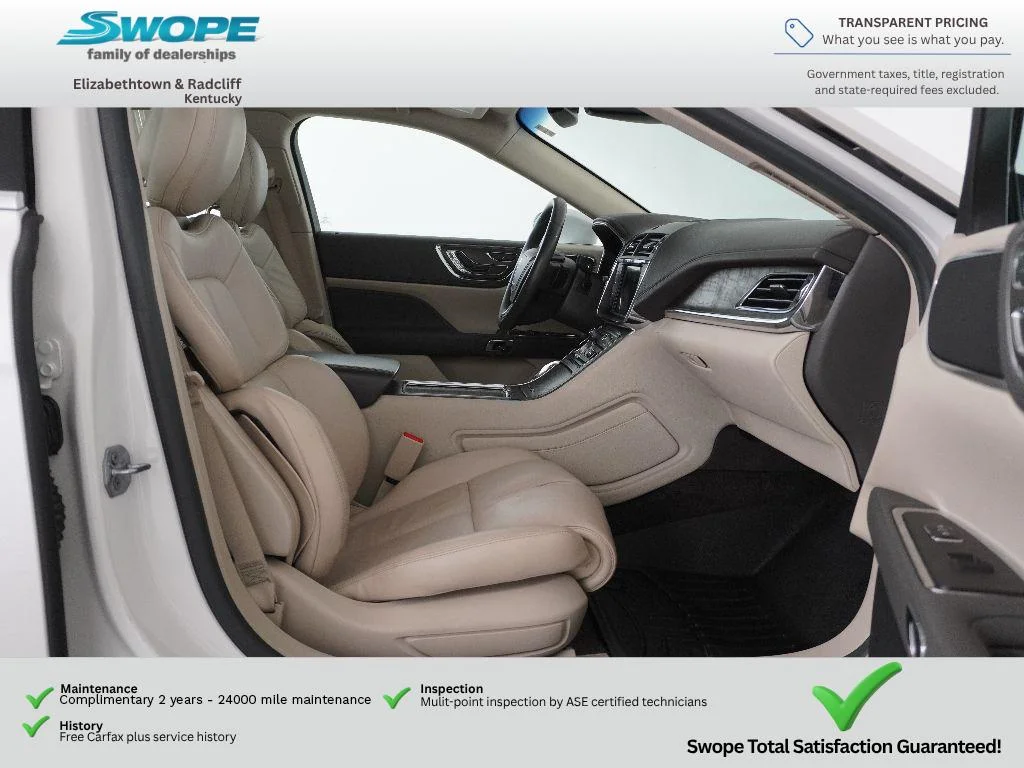 Used 2017 White Platinum Tri-Coat Lincoln Select image 10