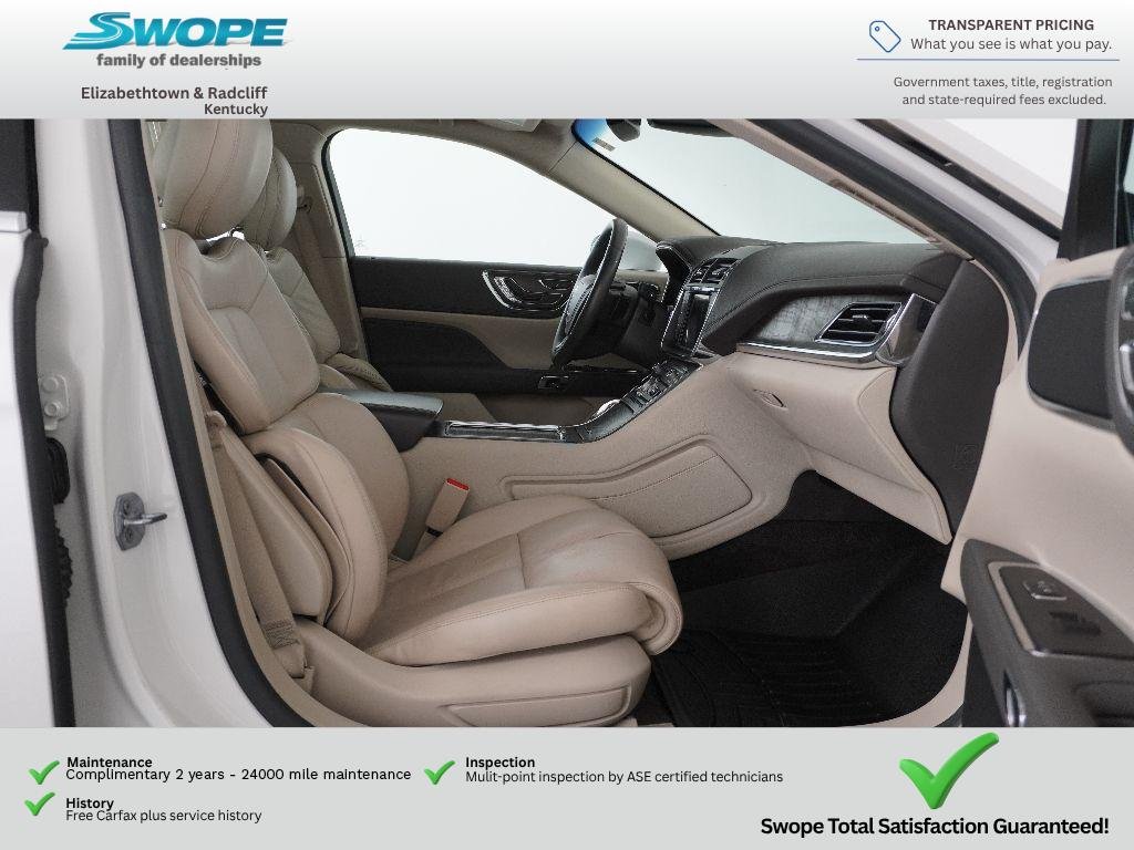 Used 2017 White Platinum Tri-Coat Lincoln Select image 10