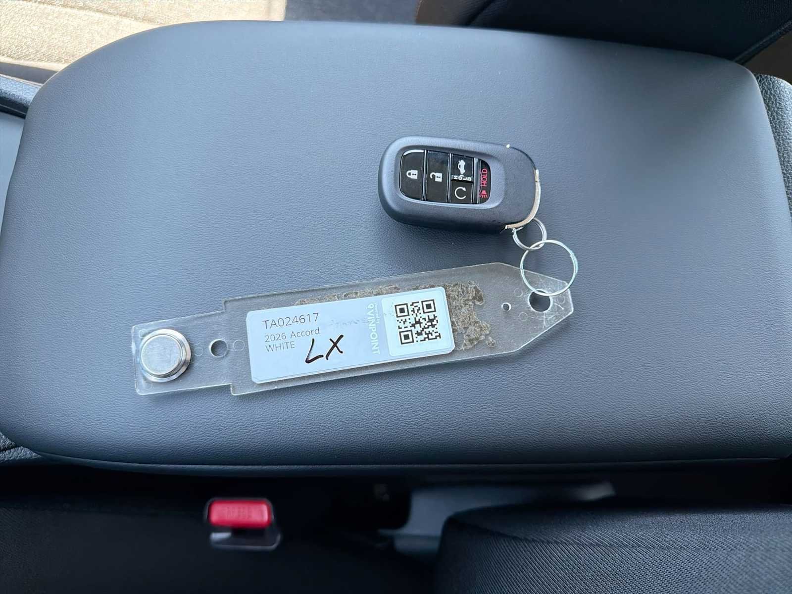New 2026 Platinum White Pearl Honda LX image 32