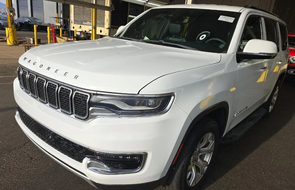 2022 Jeep Wagoneer Series II 4WD's photo
