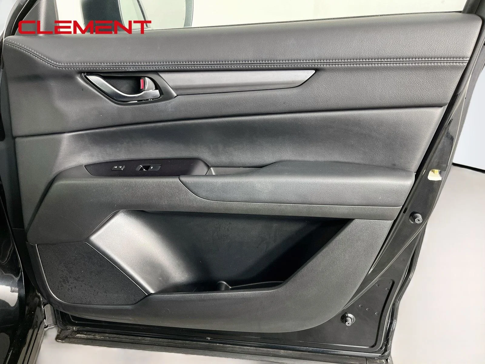 Used 2021 Black Mazda Touring image 33