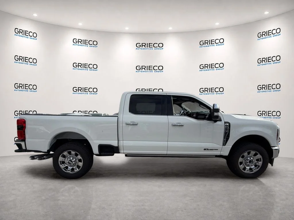 Used 2024 White Ford Lariat image 8