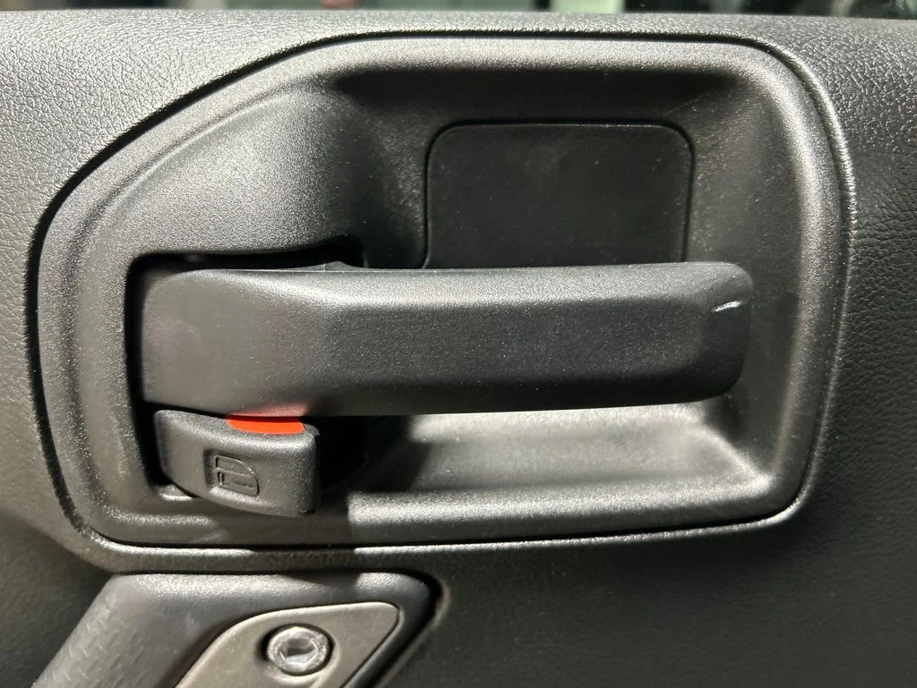 Used 2018 Gray Jeep Unlimited Sport image 20