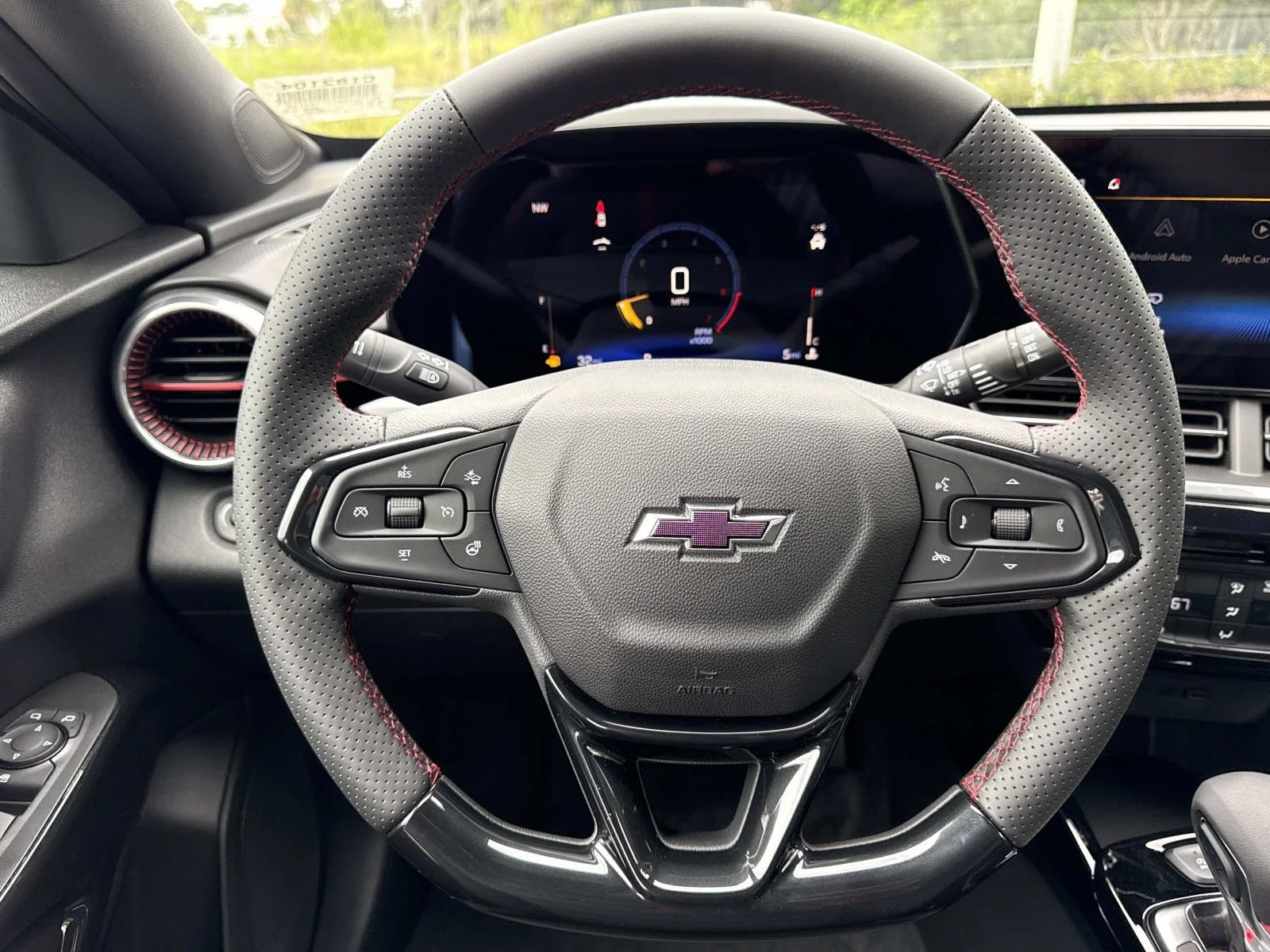 2026 Chevrolet Trax RS - Photo 14