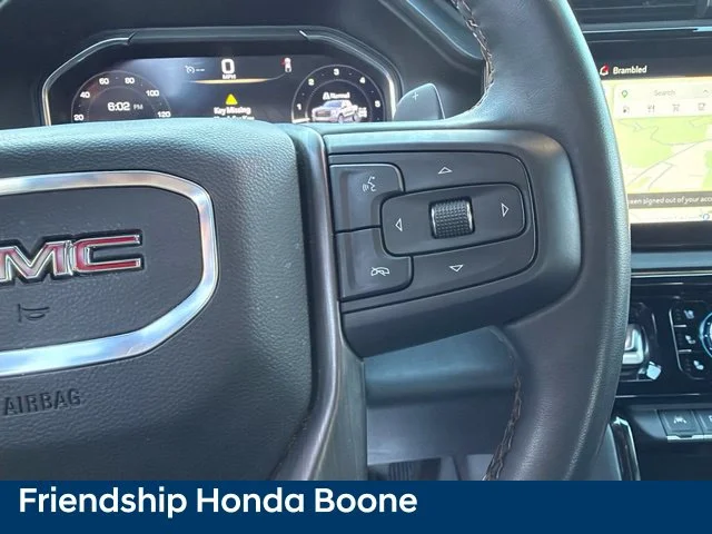 Used 2025 White GMC AT4 image 24