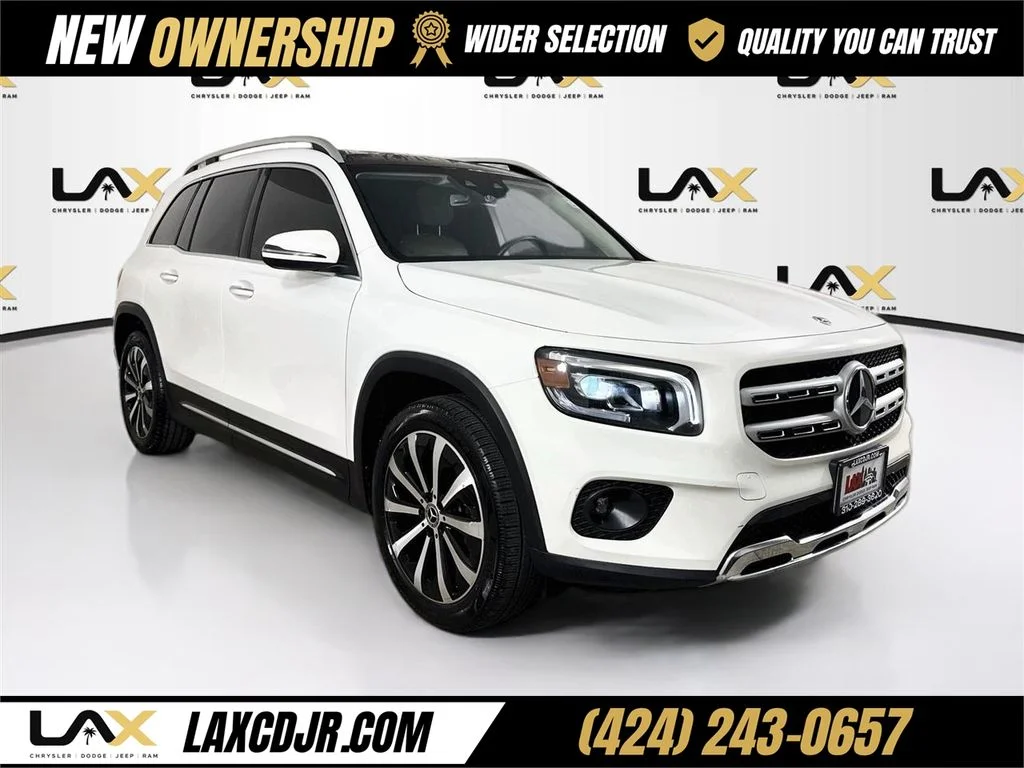 Used 2022 White Mercedes-Benz GLB 250 image 1