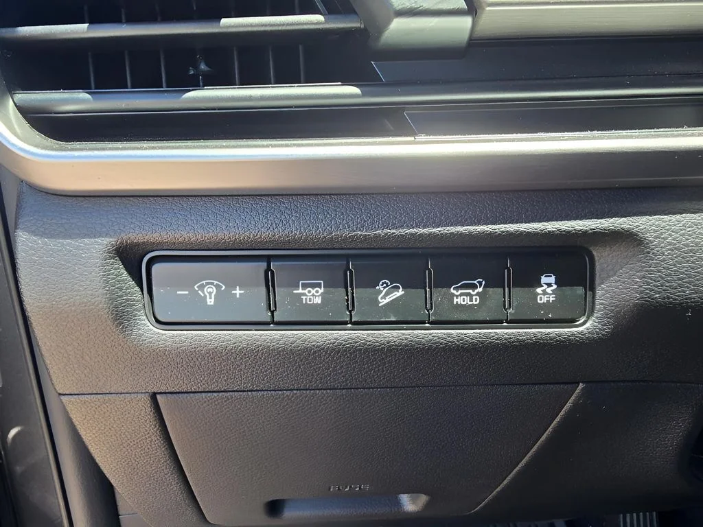 Used 2024 Gravity Gray Kia EX X-Line image 21