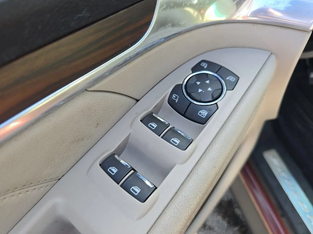 Used 2018 Red Ford Limited image 29